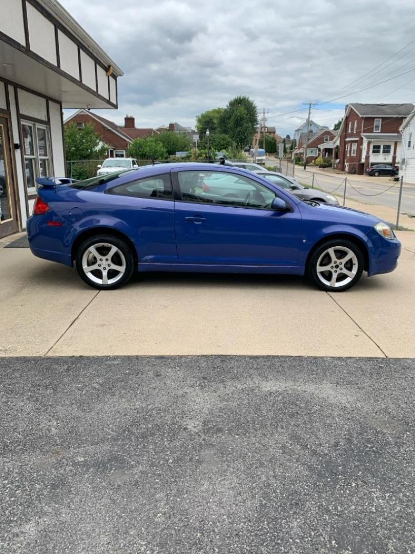 2008 BLUE PONTIAC G5 GT (1G2AN18B187) with an 2.4L engine, Automatic transmission, located at 503 First Street, Canonsburg, PA, 15317, (724) 745-0566, 40.266006, -80.178413 - Photo#5