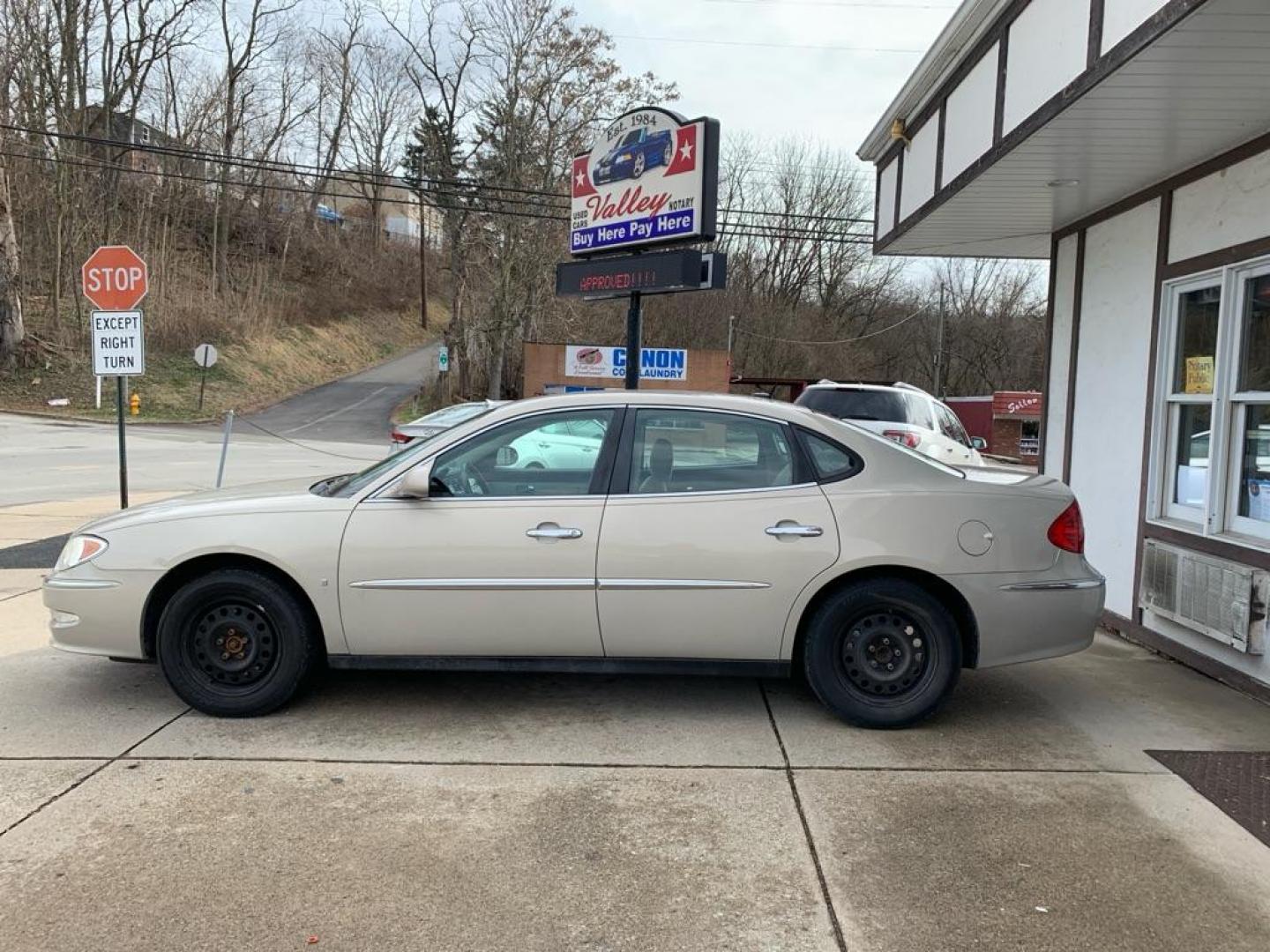 2008 GOLD BUICK LACROSSE CX (2G4WC582981) with an 3.8L engine, Automatic transmission, located at 503 First Street, Canonsburg, PA, 15317, (724) 745-0566, 40.266006, -80.178413 - CARFAX AVAILABLE! ESTIMATED MPG: 20 CITY / 30 HWY WE FINANCE! FAST AND EASY APPROVALS! CALL US OR APPLY ONLINE: 724-745-0566 OFFICE WWW.USEDCARSCANONSBURGPA.COM AFTER HOURS QUESTIONS? TEXT US! 724-825-1817 - Photo#1