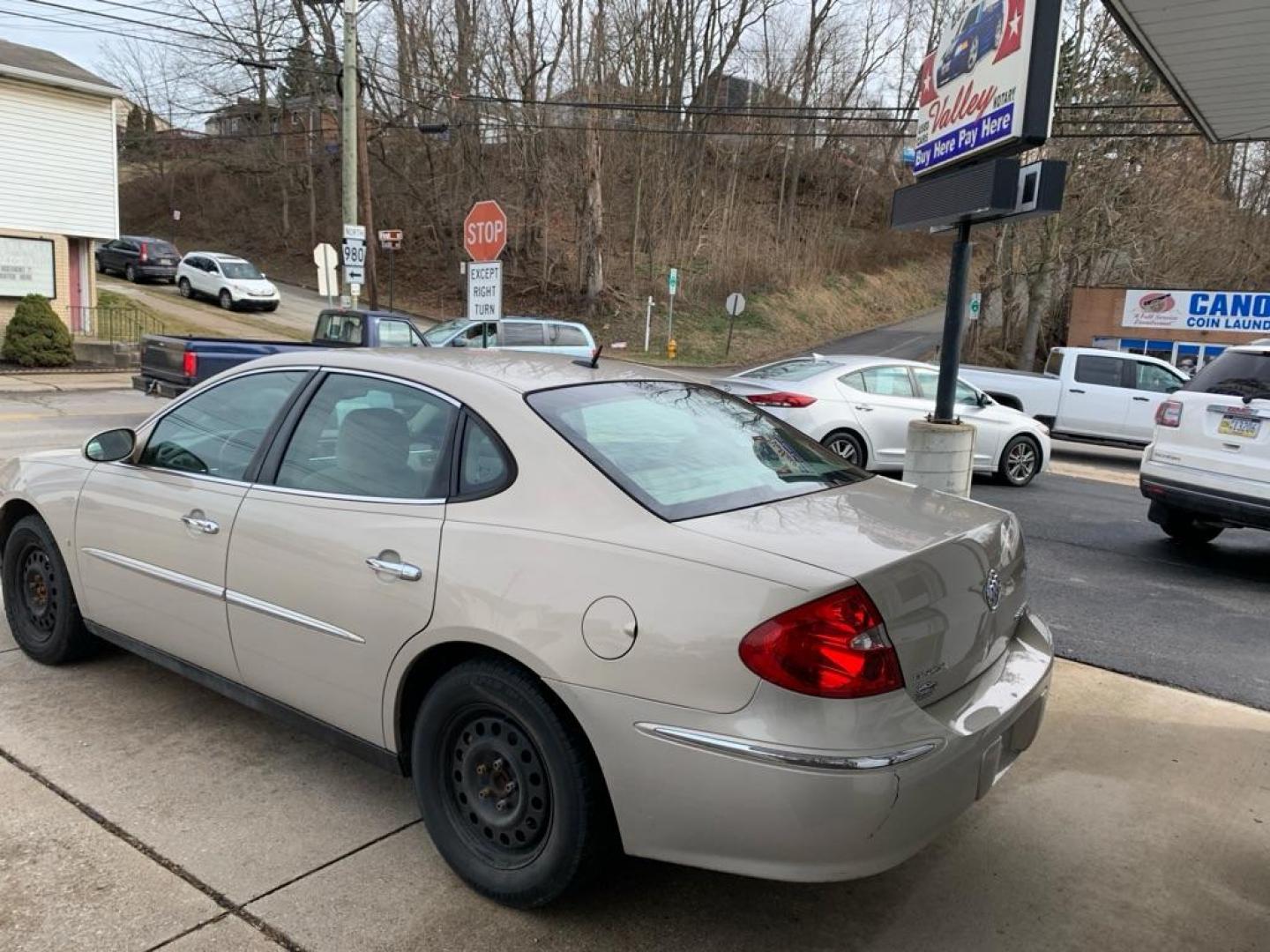 2008 GOLD BUICK LACROSSE CX (2G4WC582981) with an 3.8L engine, Automatic transmission, located at 503 First Street, Canonsburg, PA, 15317, (724) 745-0566, 40.266006, -80.178413 - CARFAX AVAILABLE! ESTIMATED MPG: 20 CITY / 30 HWY WE FINANCE! FAST AND EASY APPROVALS! CALL US OR APPLY ONLINE: 724-745-0566 OFFICE WWW.USEDCARSCANONSBURGPA.COM AFTER HOURS QUESTIONS? TEXT US! 724-825-1817 - Photo#2