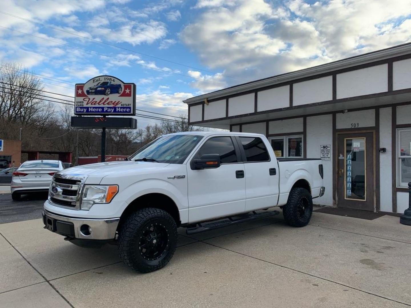 2013 WHITE FORD F150 SUPERCREW (1FTFW1EF1DF) with an 5.0L engine, Automatic transmission, located at 503 First Street, Canonsburg, PA, 15317, (724) 745-0566, 40.266006, -80.178413 - Photo#0