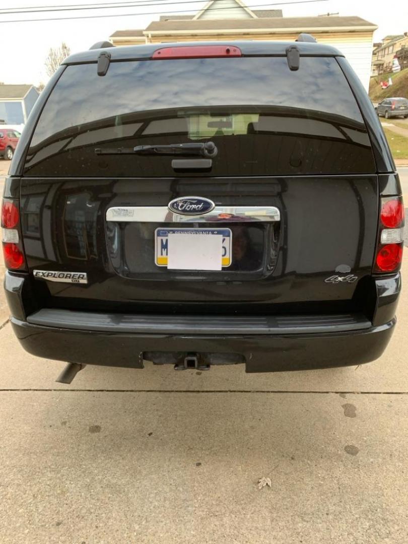 2008 BLACK FORD EXPLORER XLT (1FMEU73E28U) with an 4.0L engine, Automatic transmission, located at 503 First Street, Canonsburg, PA, 15317, (724) 745-0566, 40.266006, -80.178413 - Photo#3