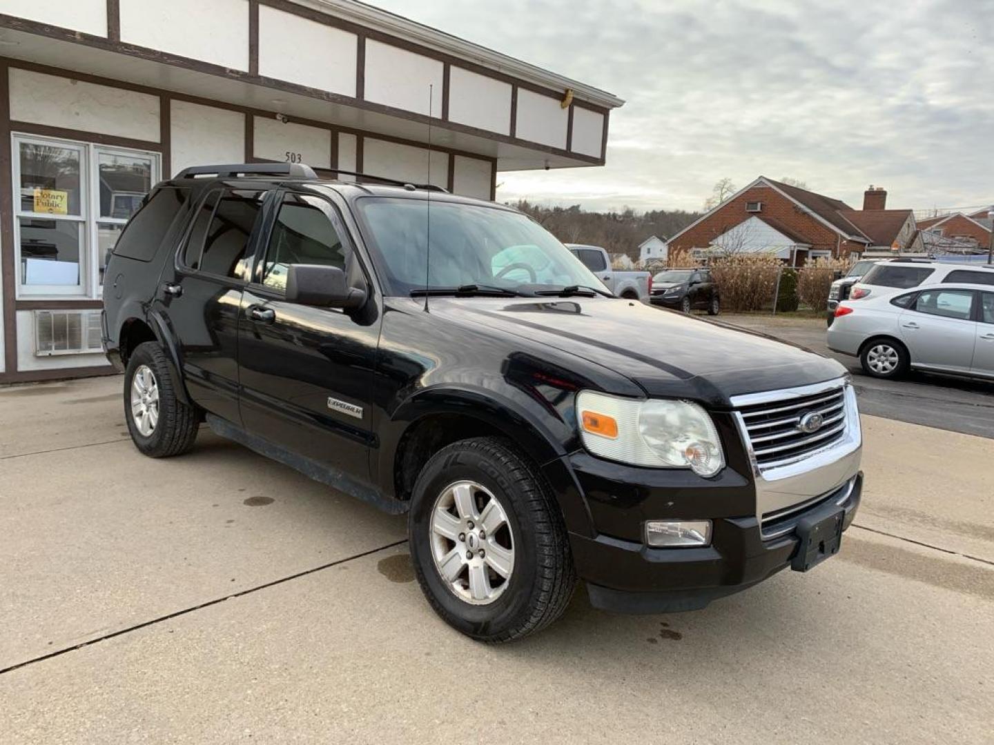 2008 BLACK FORD EXPLORER XLT (1FMEU73E28U) with an 4.0L engine, Automatic transmission, located at 503 First Street, Canonsburg, PA, 15317, (724) 745-0566, 40.266006, -80.178413 - Photo#6