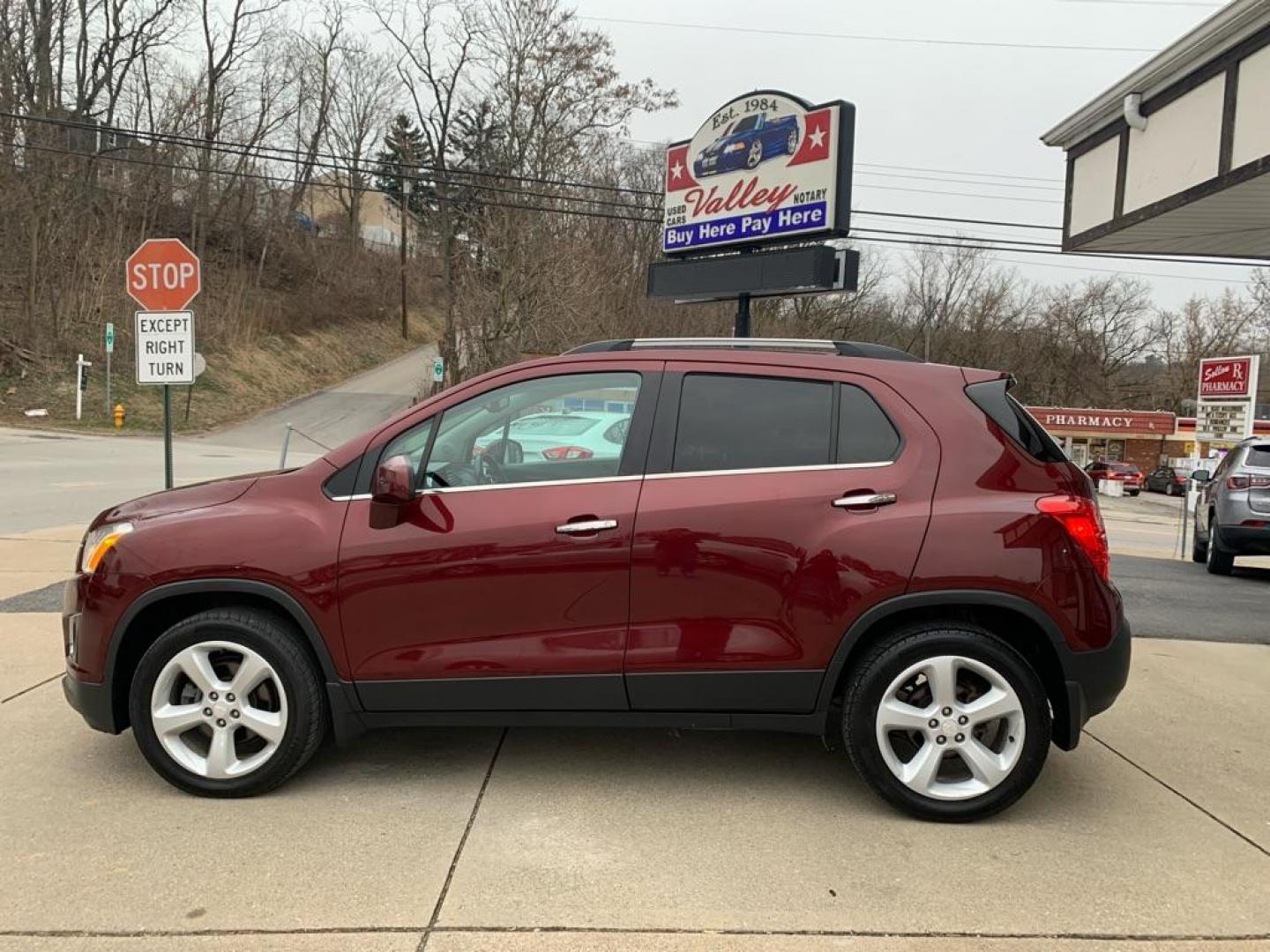 2016 RED CHEVROLET TRAX LTZ (3GNCJRSB5GL) with an 1.4L engine, Automatic transmission, located at 503 First Street, Canonsburg, PA, 15317, (724) 745-0566, 40.266006, -80.178413 - CARFAX AVAILABLE! ESTIMATED MPG: 24 CITY / 31 HWY WE FINANCE! FAST AND EASY APPROVALS! CALL US OR APPLY ONLINE: 724-745-0566 OFFICE WWW.USEDCARSCANONSBURGPA.COM AFTER HOURS QUESTIONS? TEXT US! 724-825-1817 - Photo#1