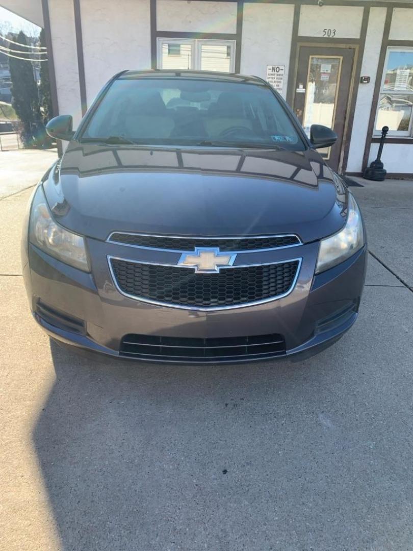 2011 GREY CHEVROLET CRUZE LS (1G1PC5SH5B7) with an 1.8L engine, Automatic transmission, located at 503 First Street, Canonsburg, PA, 15317, (724) 745-0566, 40.266006, -80.178413 - Photo#2