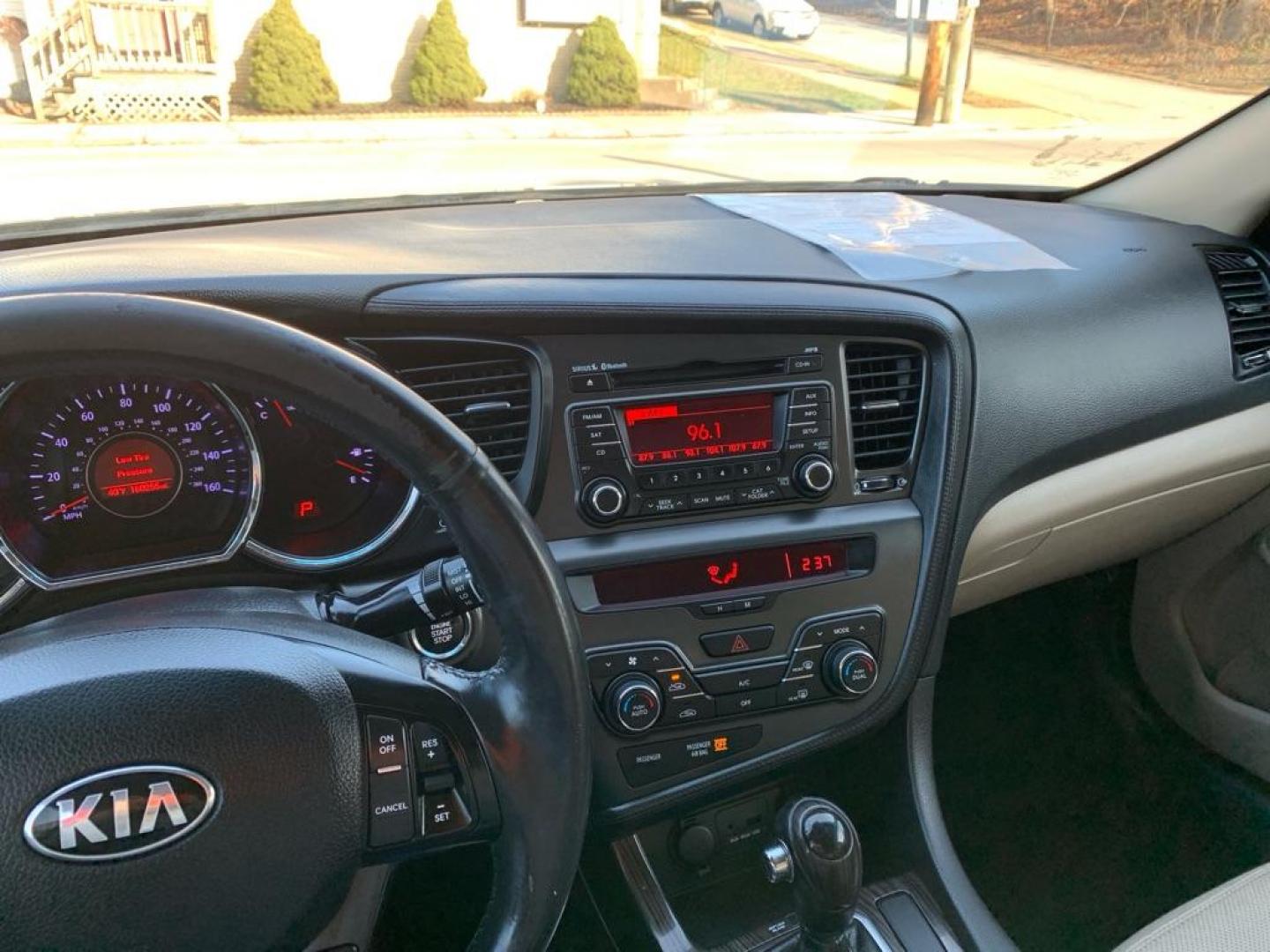 2013 BLACK KIA OPTIMA EX (5XXGN4A76DG) with an 2.4L engine, Automatic transmission, located at 503 First Street, Canonsburg, PA, 15317, (724) 745-0566, 40.266006, -80.178413 - Photo#17